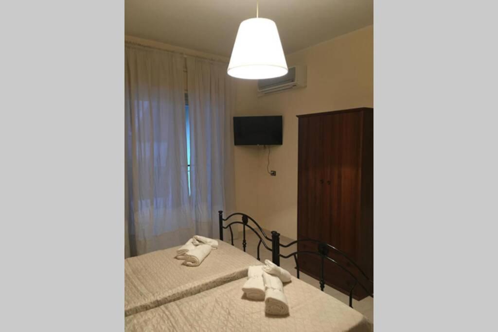 Casa Vacanze, A Due Passi Da Taormina Apartamento Letoianni Exterior foto