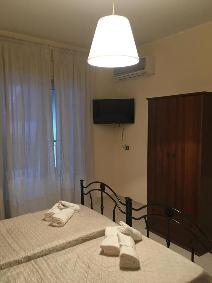 Casa Vacanze, A Due Passi Da Taormina Apartamento Letoianni Exterior foto